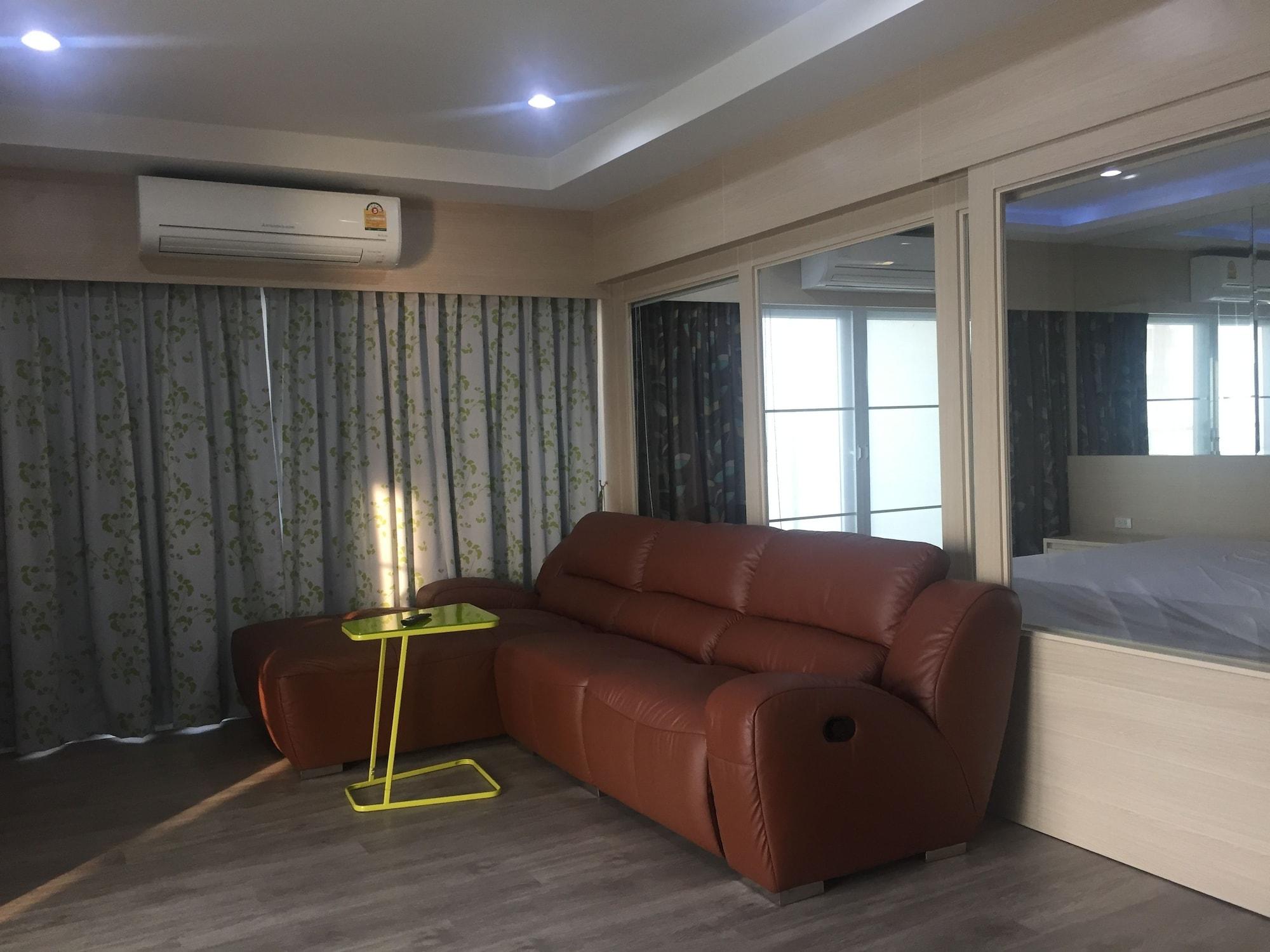 View Talay 6 Condominium By Honey Pattaya Exterior photo